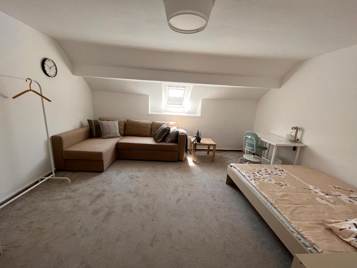 Ein Schoenes Zimmer In Kiel Luaran gambar